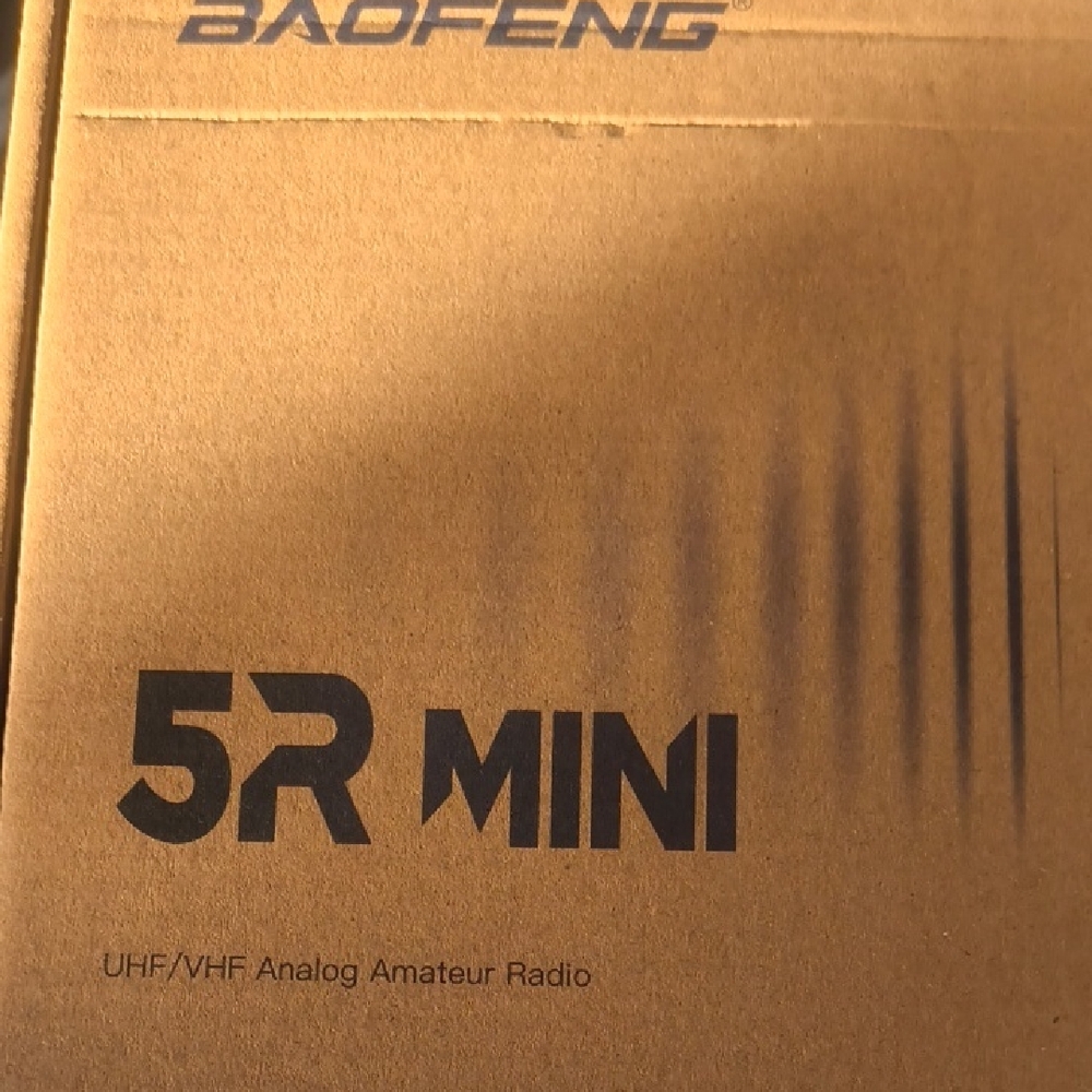 5R Mini Black Portable Radio